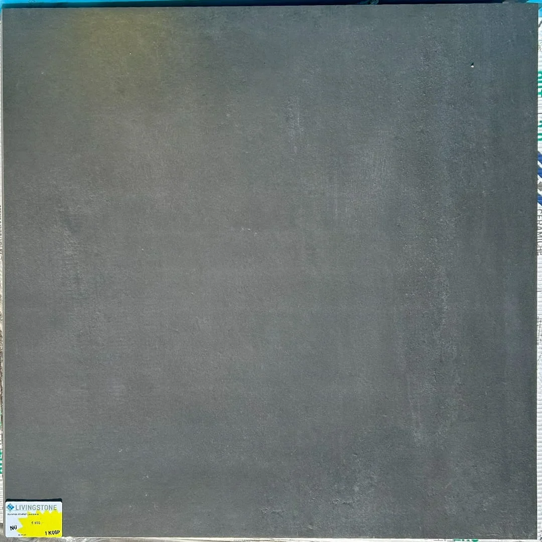Keramische buitentegel - 80x80x2 Land Black -1 koop - 35,84m2