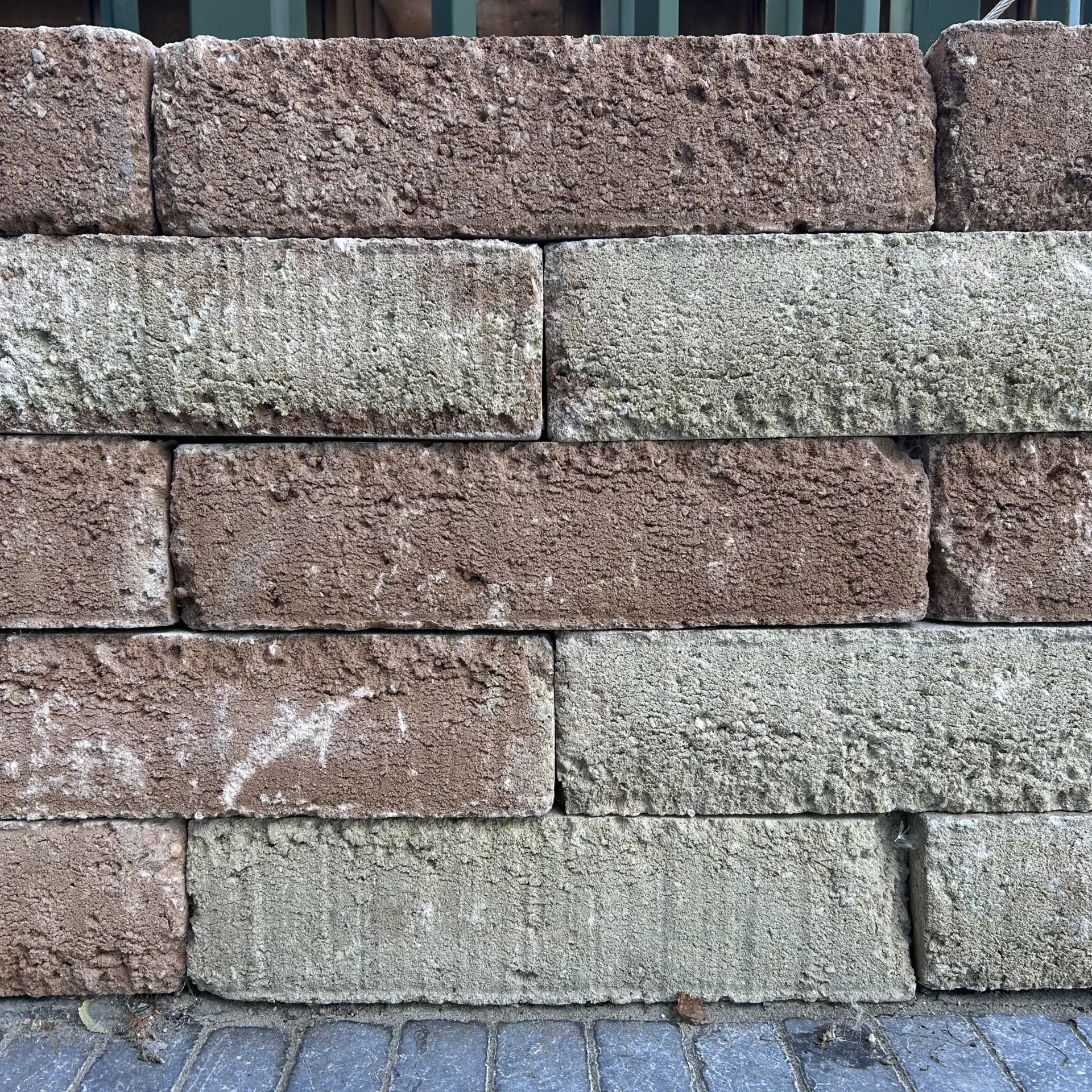 Pilestone Line 40x15x10 cm – Primavera