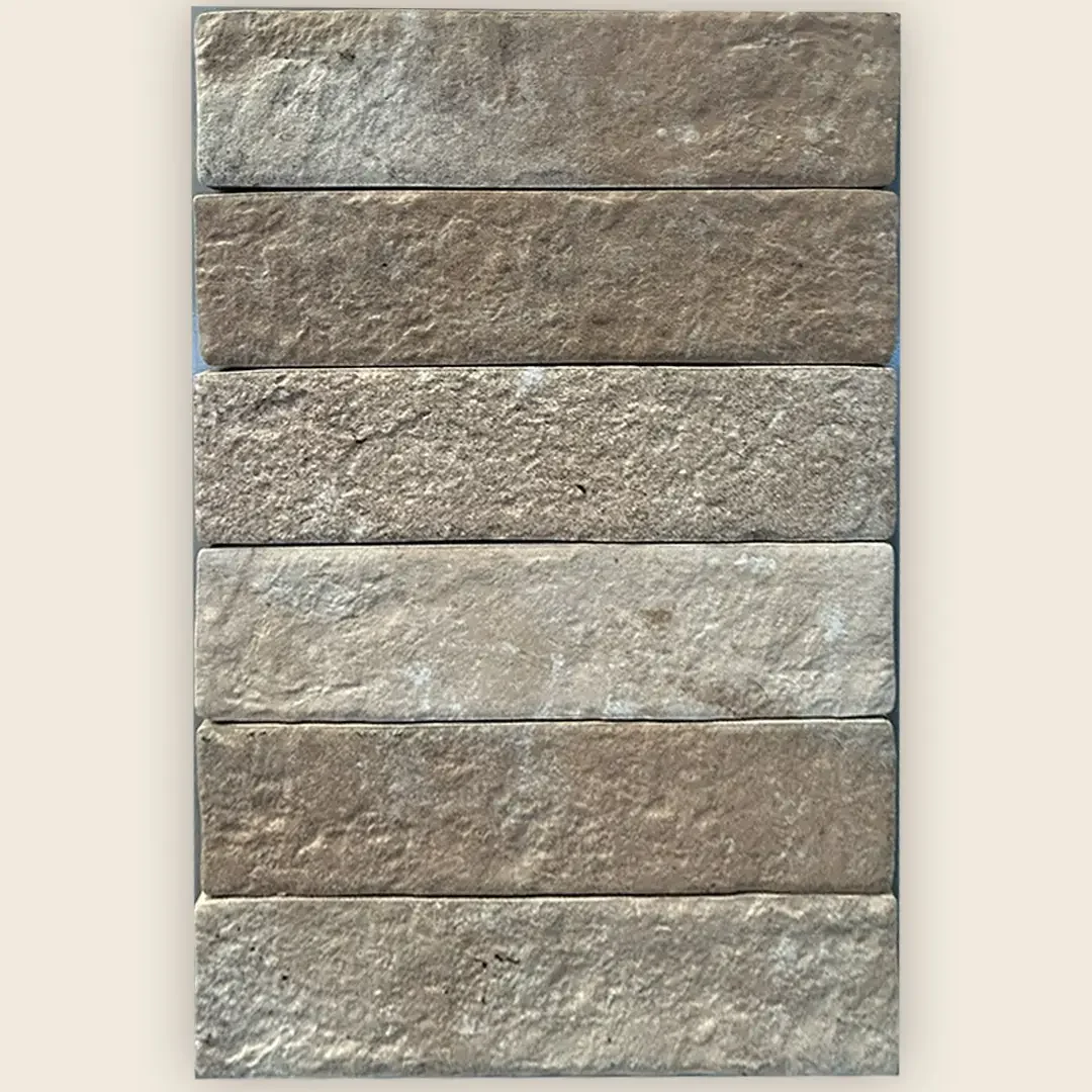 120140658 – 6,6x25cm – Rondine bristol Brick - Bruin
